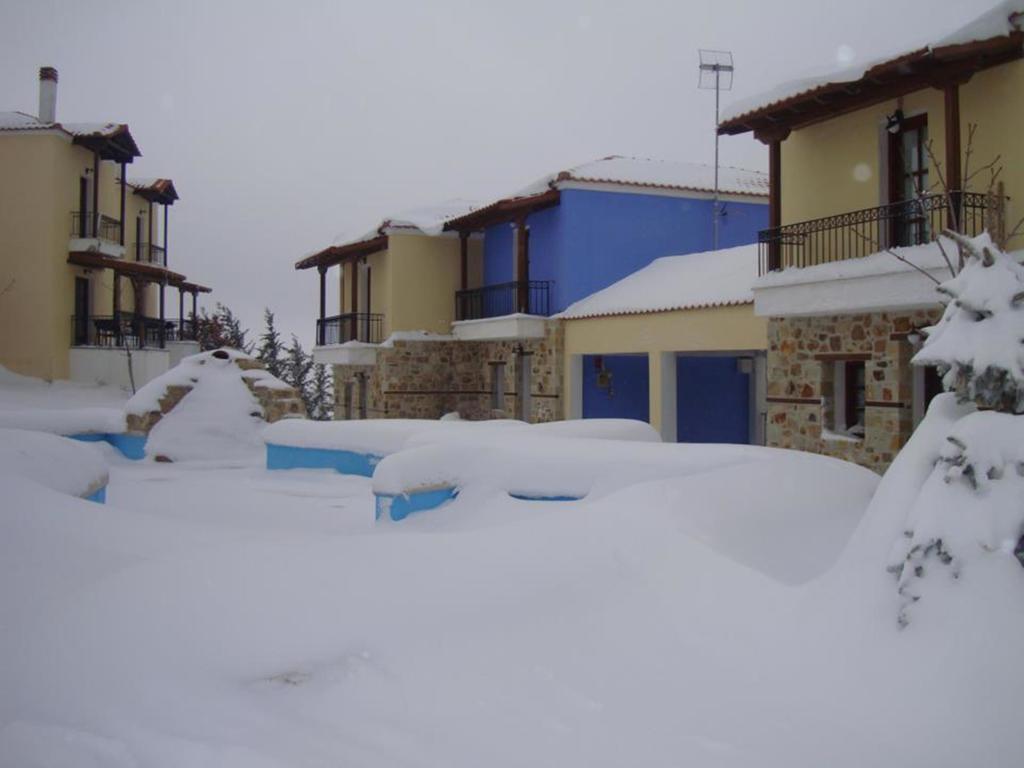 Hotel Prasino Horio Arnaía Exterior foto