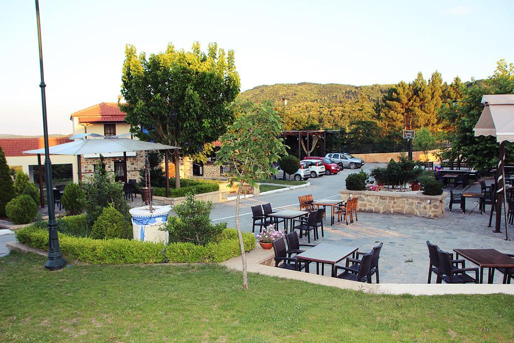 Hotel Prasino Horio Arnaía Exterior foto